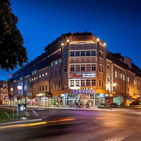 Sky Business Hotel Legnica Exterior foto