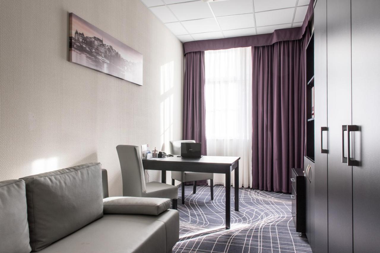 Sky Business Hotel Legnica Exterior foto